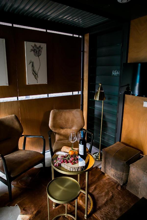 위트레흐트 Het Sluijmerhuis B&B 외부 사진